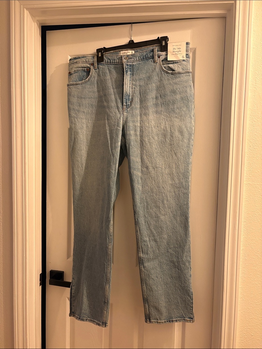 Abercrombie & Fitch Light Blue Straight-Leg Women’s Jeans